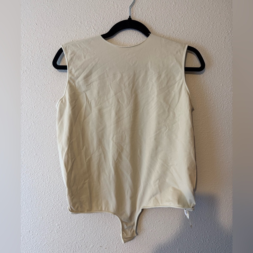 SKIMS ESSENTIAL CREWNECK BODYSUIT 4X/5X - Picture 2 of 3